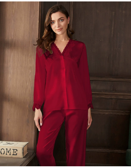  ​Long-Sleeve Loungewear